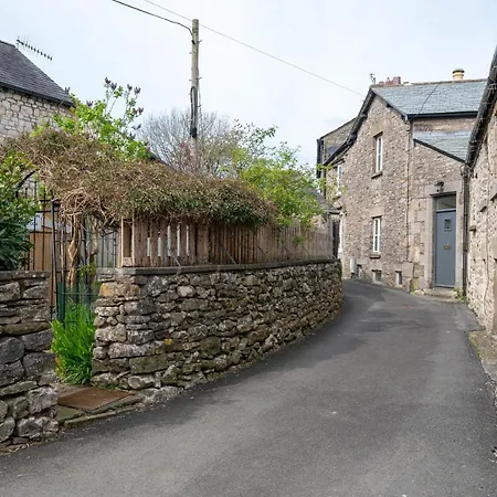 Tram Lane Cottage